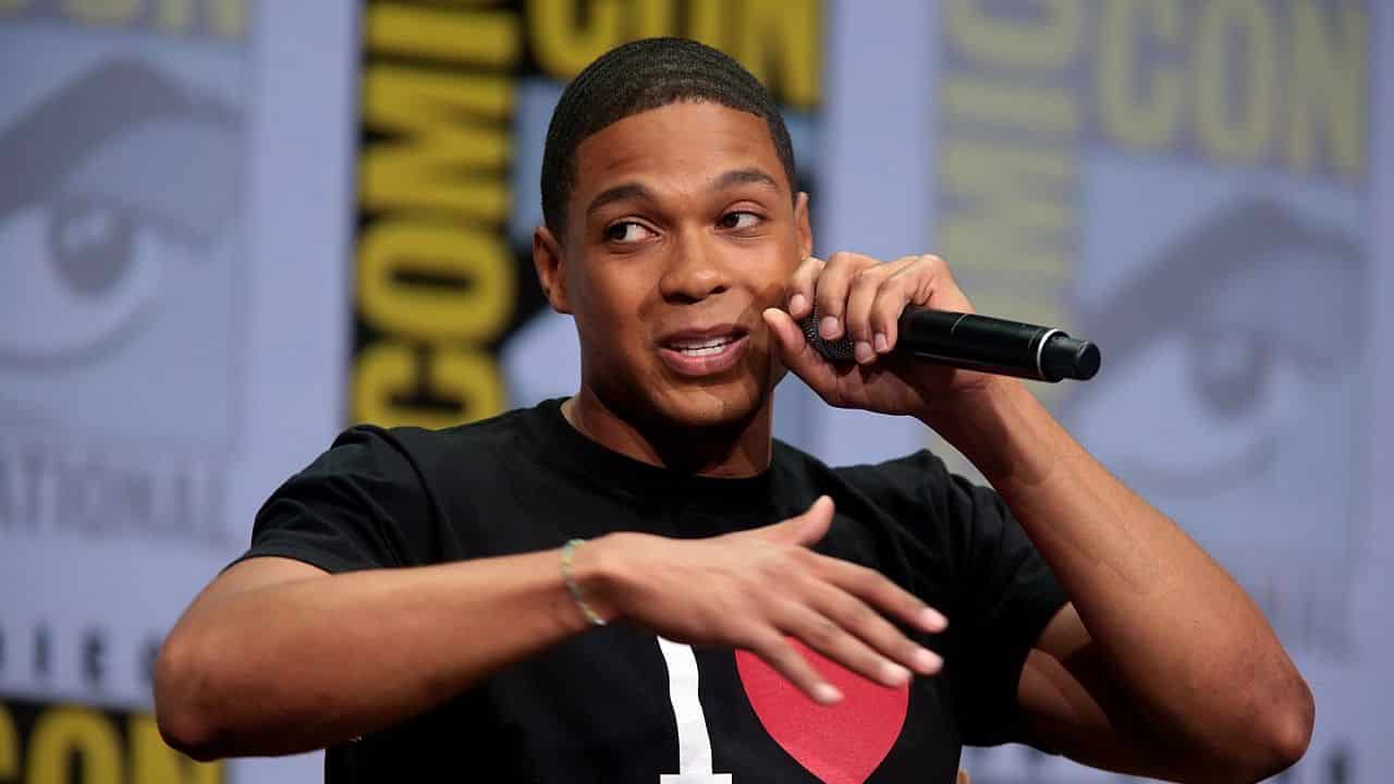 Ray Fisher di Justice League elogia Black Panther
