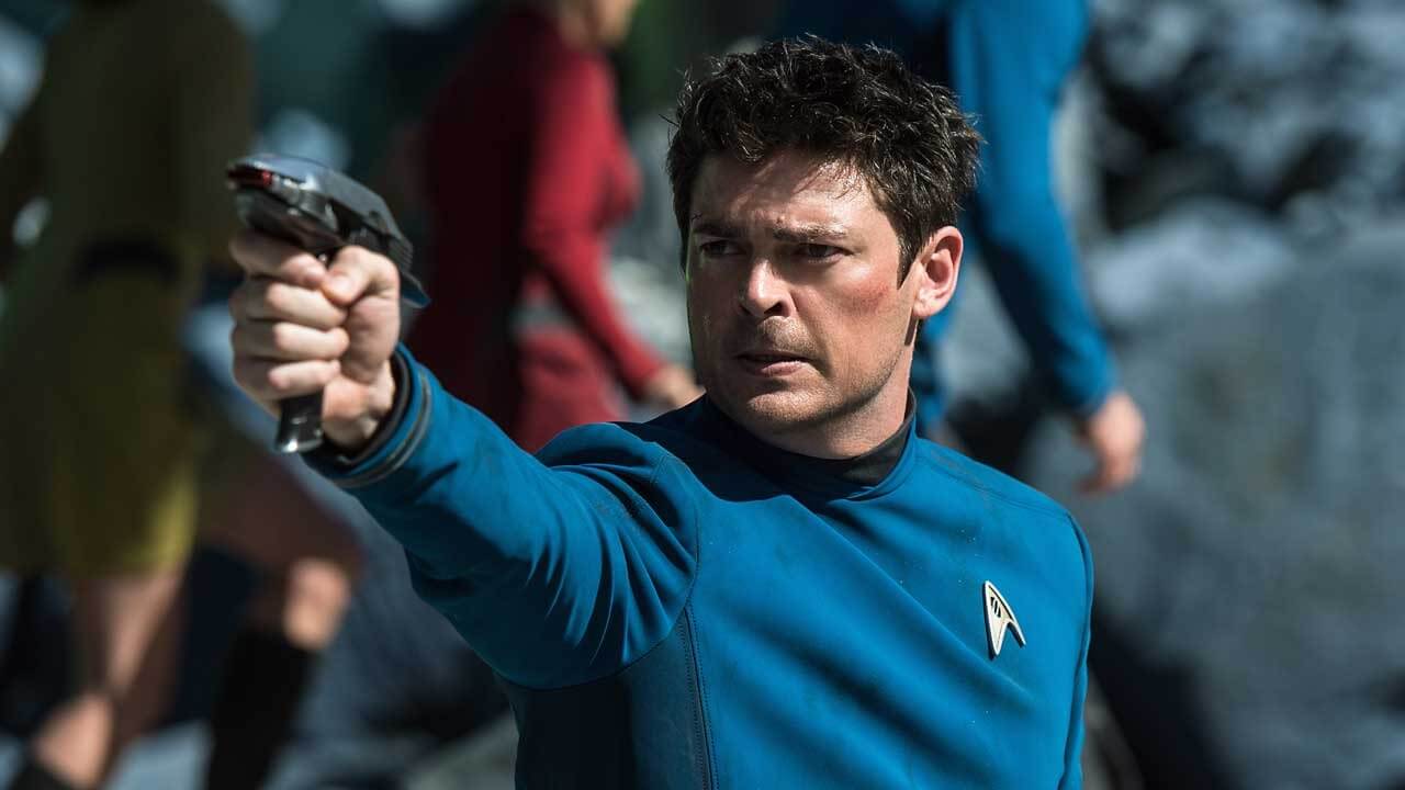 Star Trek: Karl Urban parla del film di Quentin Tarantino