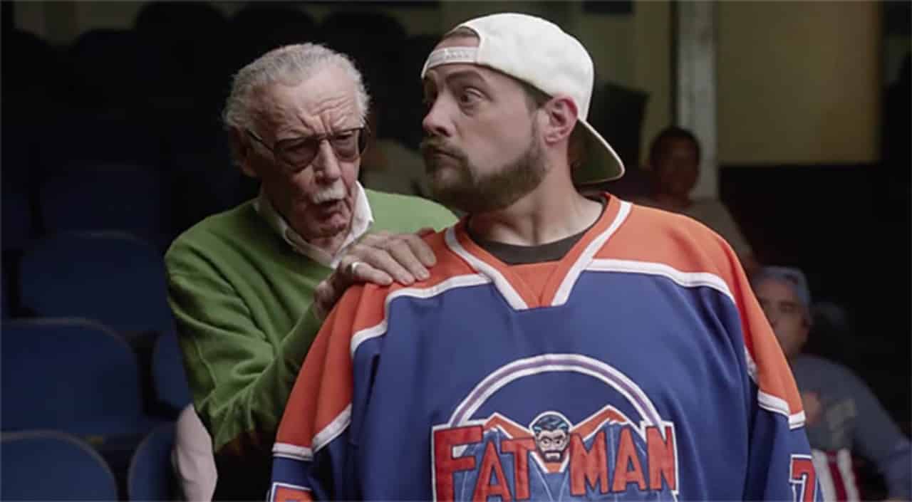 Kevin Smith è “estremamente preoccupato” per Stan Lee