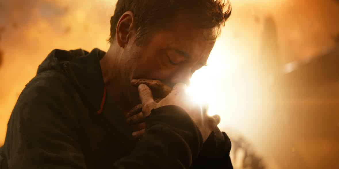 Robert Downey Jr. saluta Chris Evans aka Captain America “a modo suo”