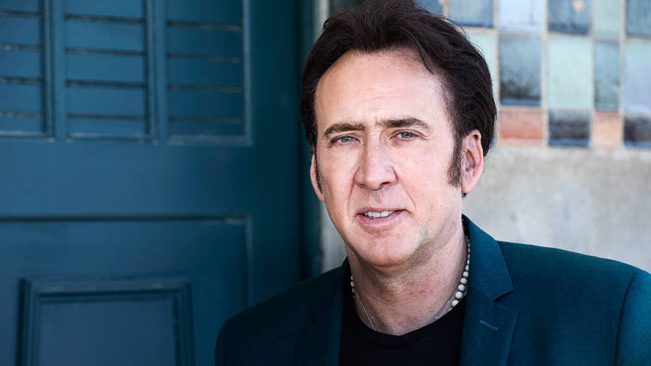 Avete mai visto la casa di Nicolas Cage? Il letto è per chi ama le sensazioni forti!