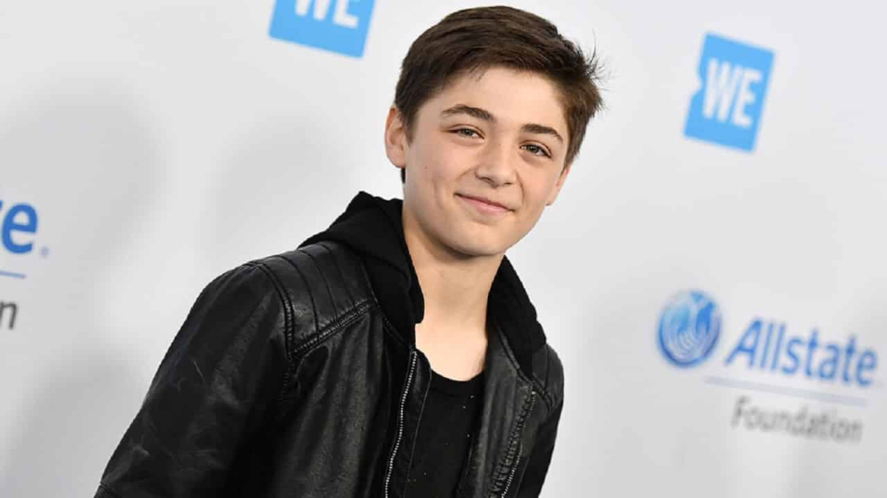 Asher Angel (il giovane Billy Batson) ha terminato le riprese di Shazam!