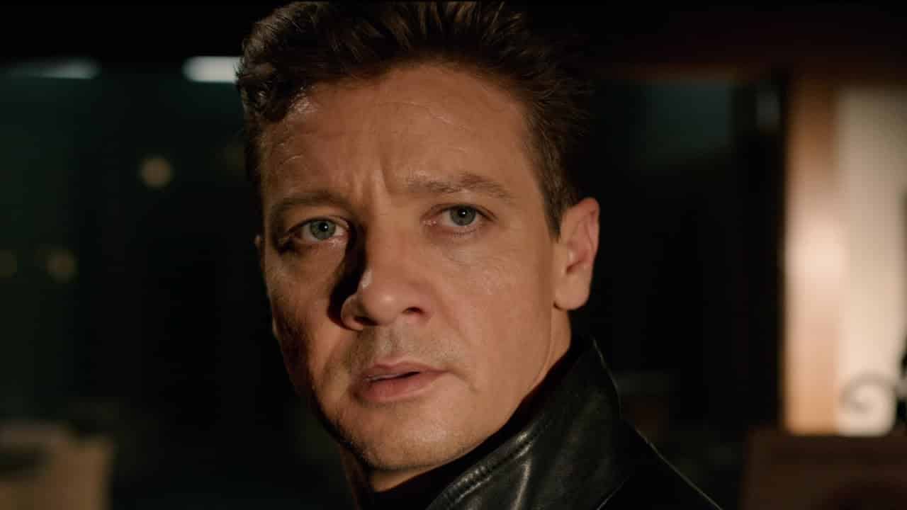 Tag: Jeremy Renner si è rotto entrambe le braccia sul set