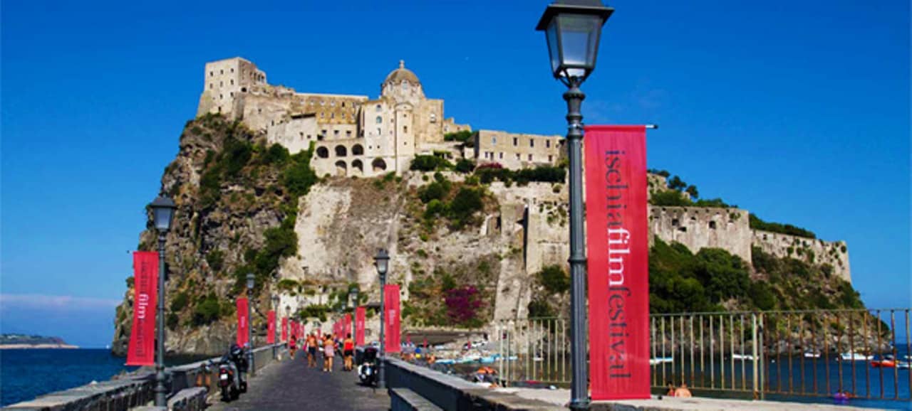 Ischia Film Festival 2018: il vincitore è Il Cratere di Silvia Luzi e Luca Bellino