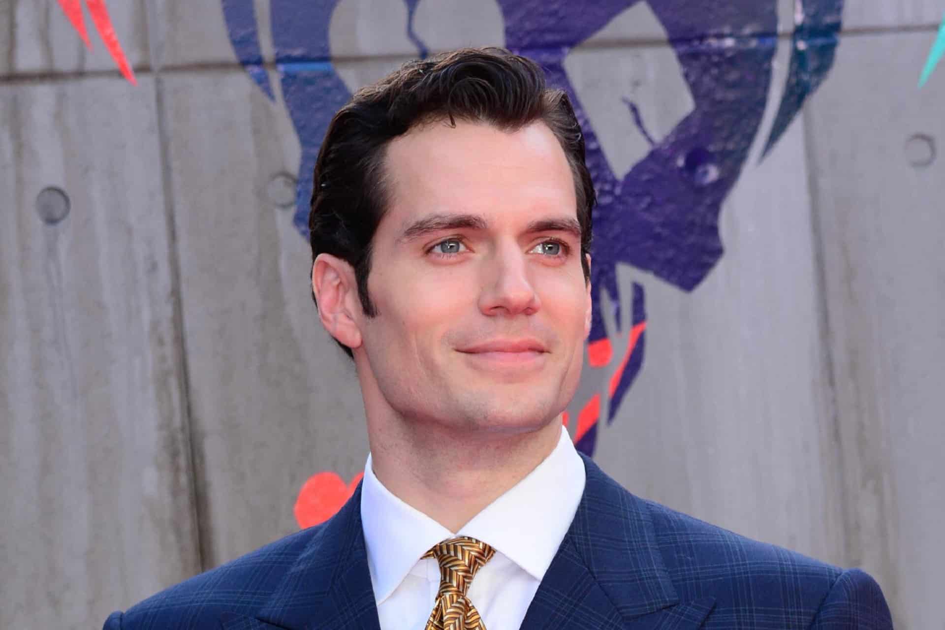 Justice League: Henry Cavill spiega il volo di Superman [VIDEO]