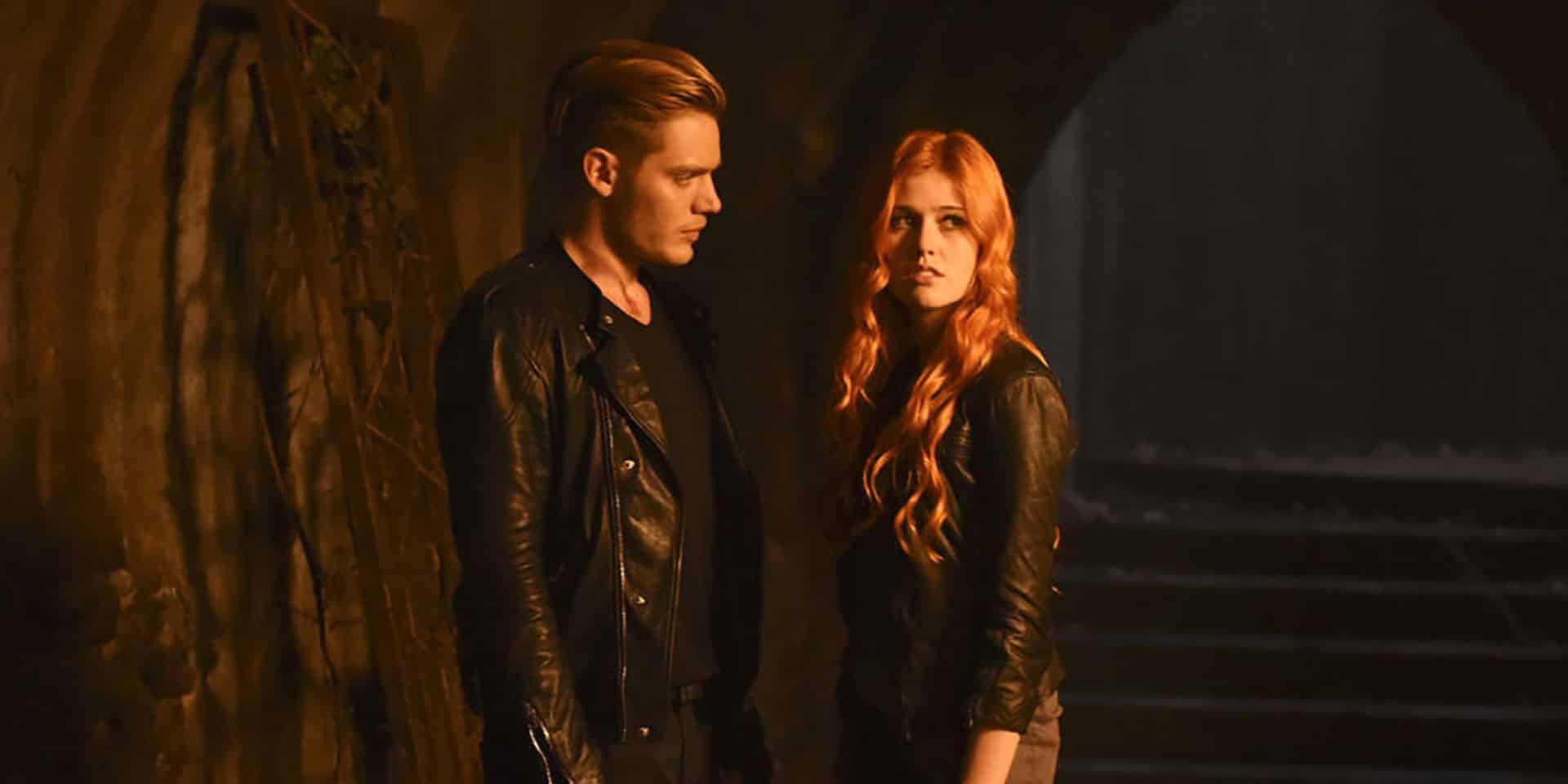 Shadowhunters: i fan mettono l’annuncio a Times Square per salvare la serie