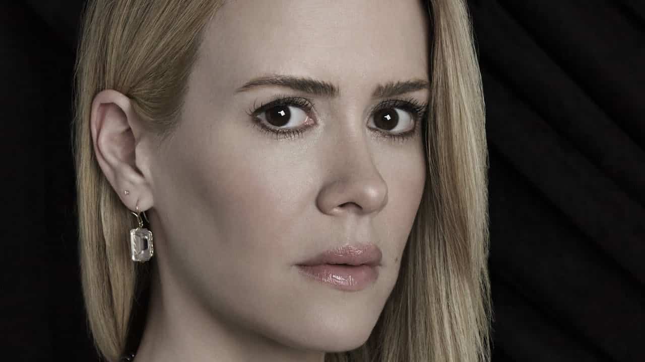 Glass: Sarah Paulson