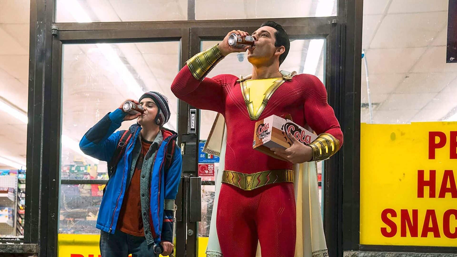 Shazam!: ecco il poster ufficiale del film con Zachary Levi