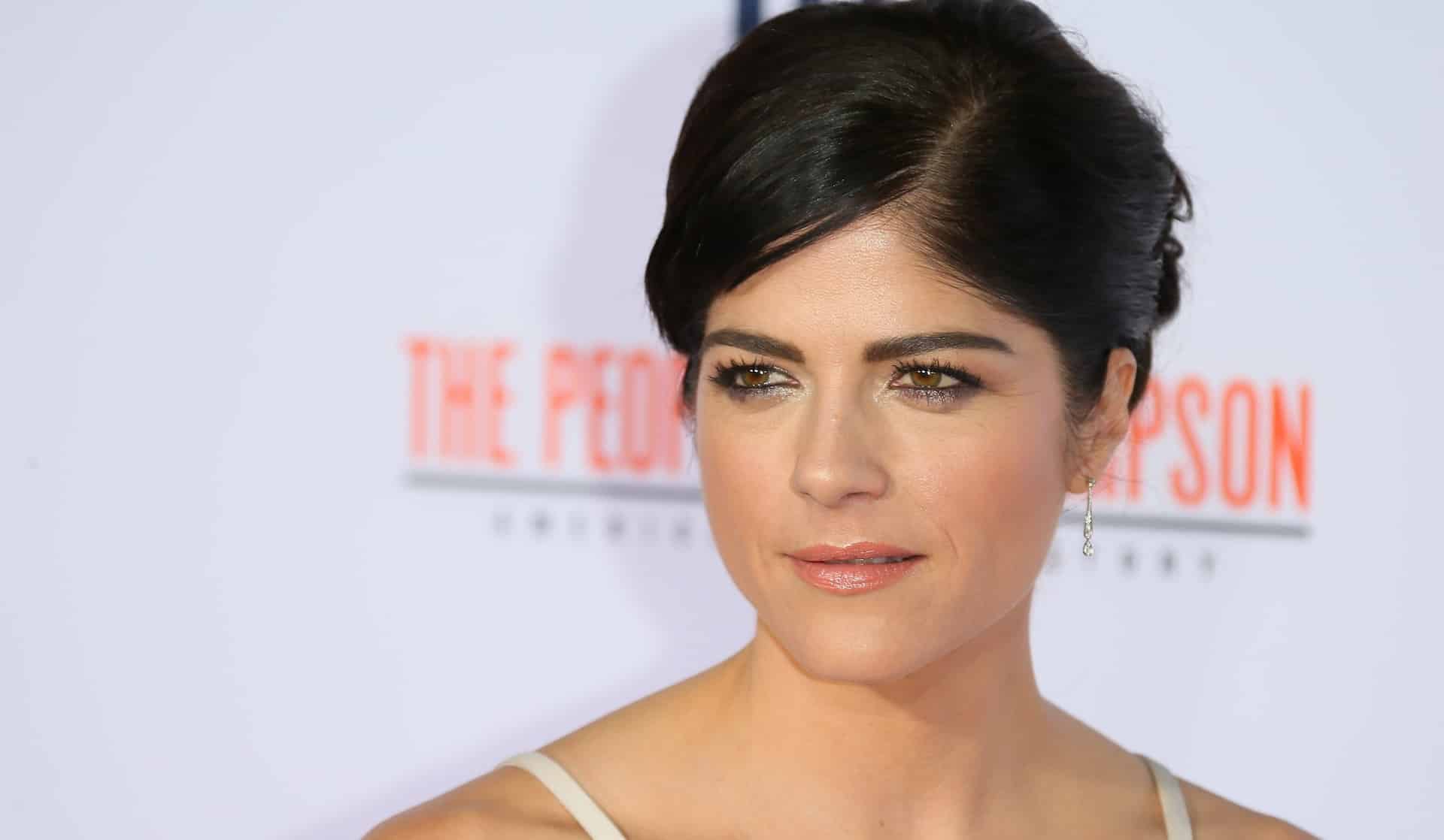 Another Life: Selma Blair nel cast della serie sci-fi targata Netflix