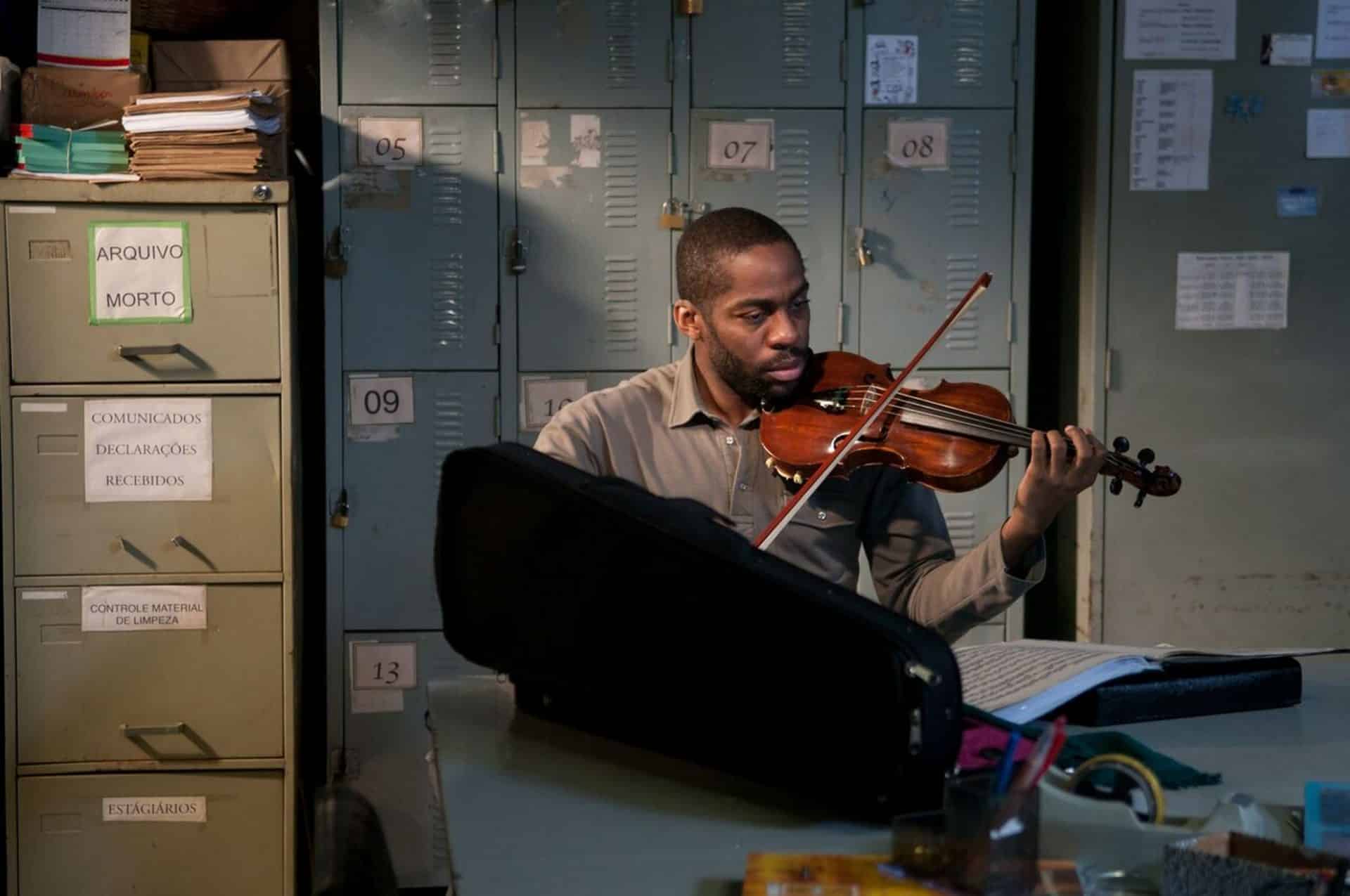 Il maestro di violino: la recensione del film di Sérgio Machado