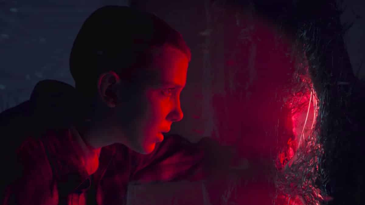 Stranger Things: una nuova featurette ci porta nella sua fotografia anni ’80