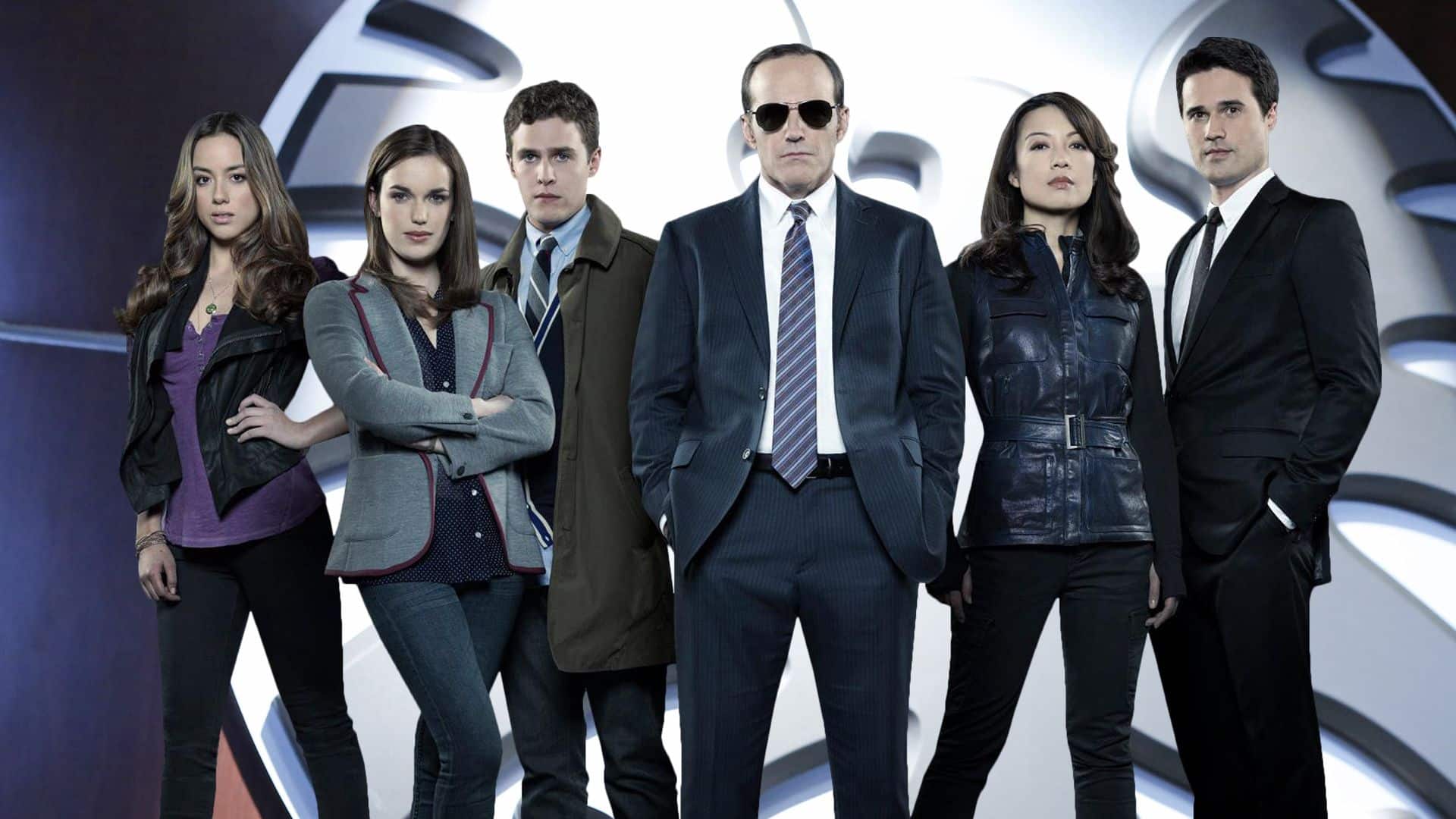 Agents Of S.H.I.E.L.D.: ecco le Christmas Cards del cast