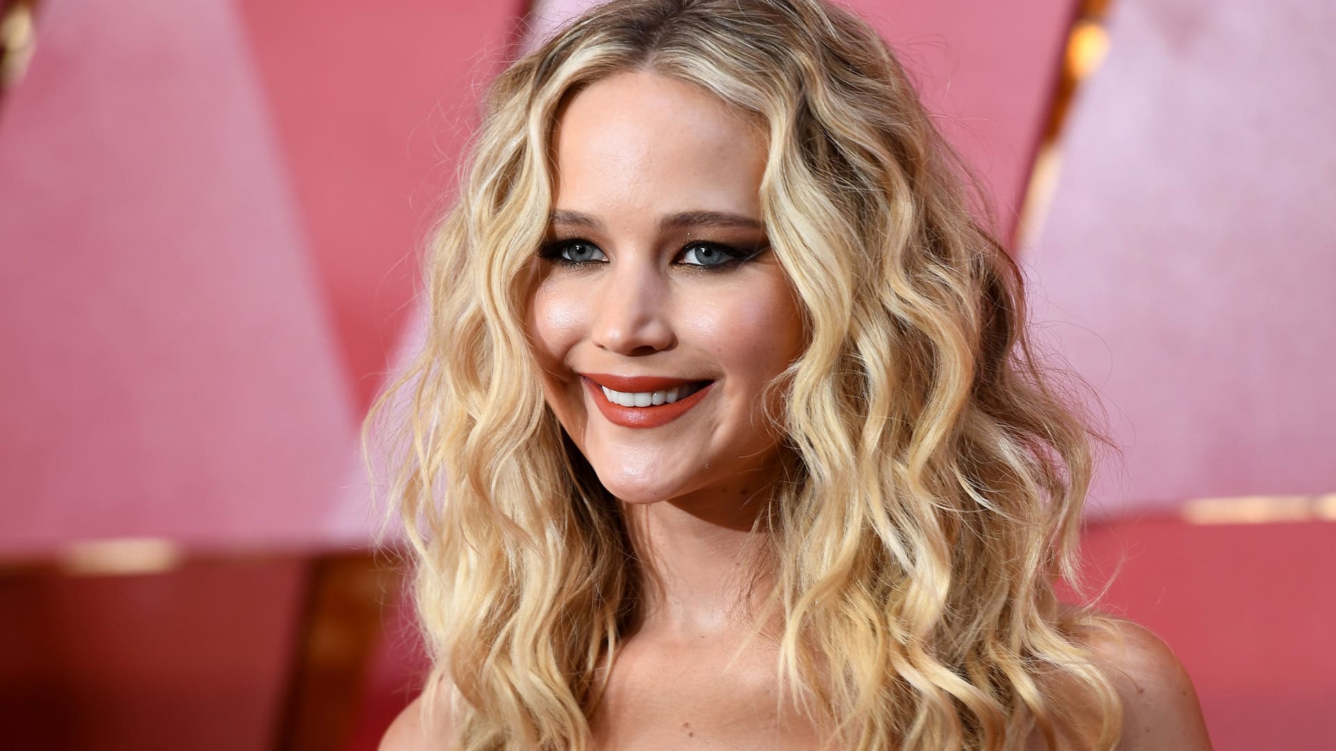 Jennifer Lawrence sciocca i fan e rivela: “Sono quasi morta”