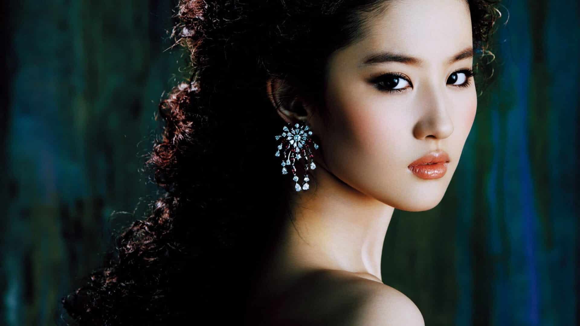 liu yifei mulan cinematographe.it