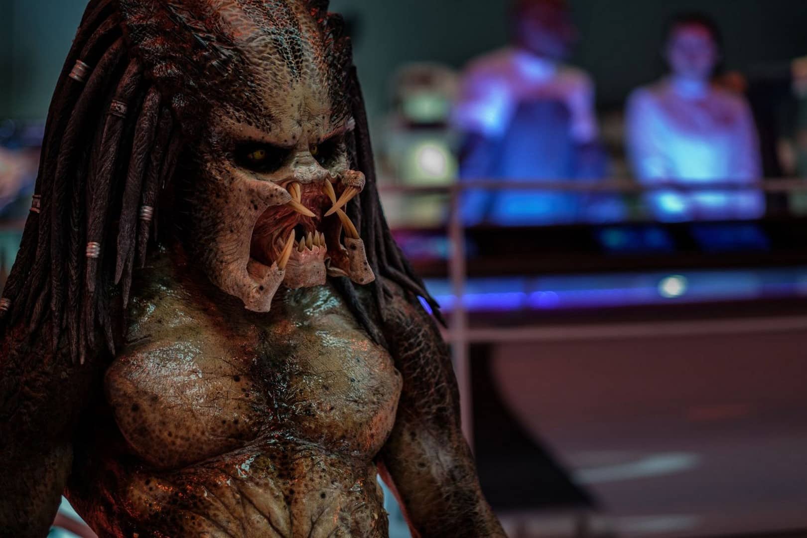 Fox taglia un personaggio da The Predator: era un criminale sessuale