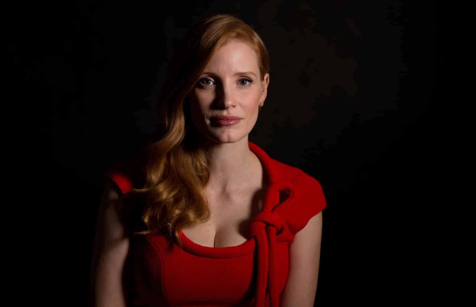 IT: Capitolo 2 – Jessica Chastain ricoperta di sangue in una foto dal set