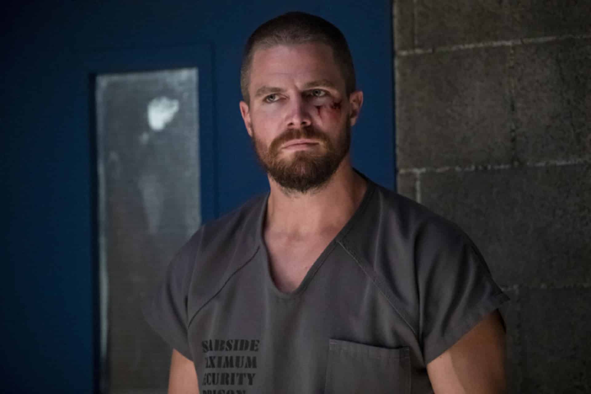 Arrow – Stagione 7: Oliver Queen incontra vecchi amici nelle nuove immagini