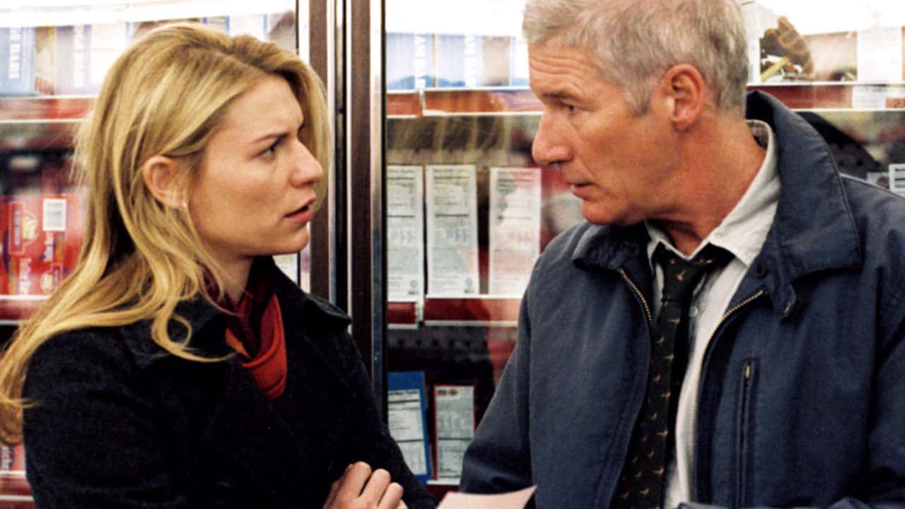 Identikit di un delitto: Claire Danes e Richard Gere in una scena cinematographe.it