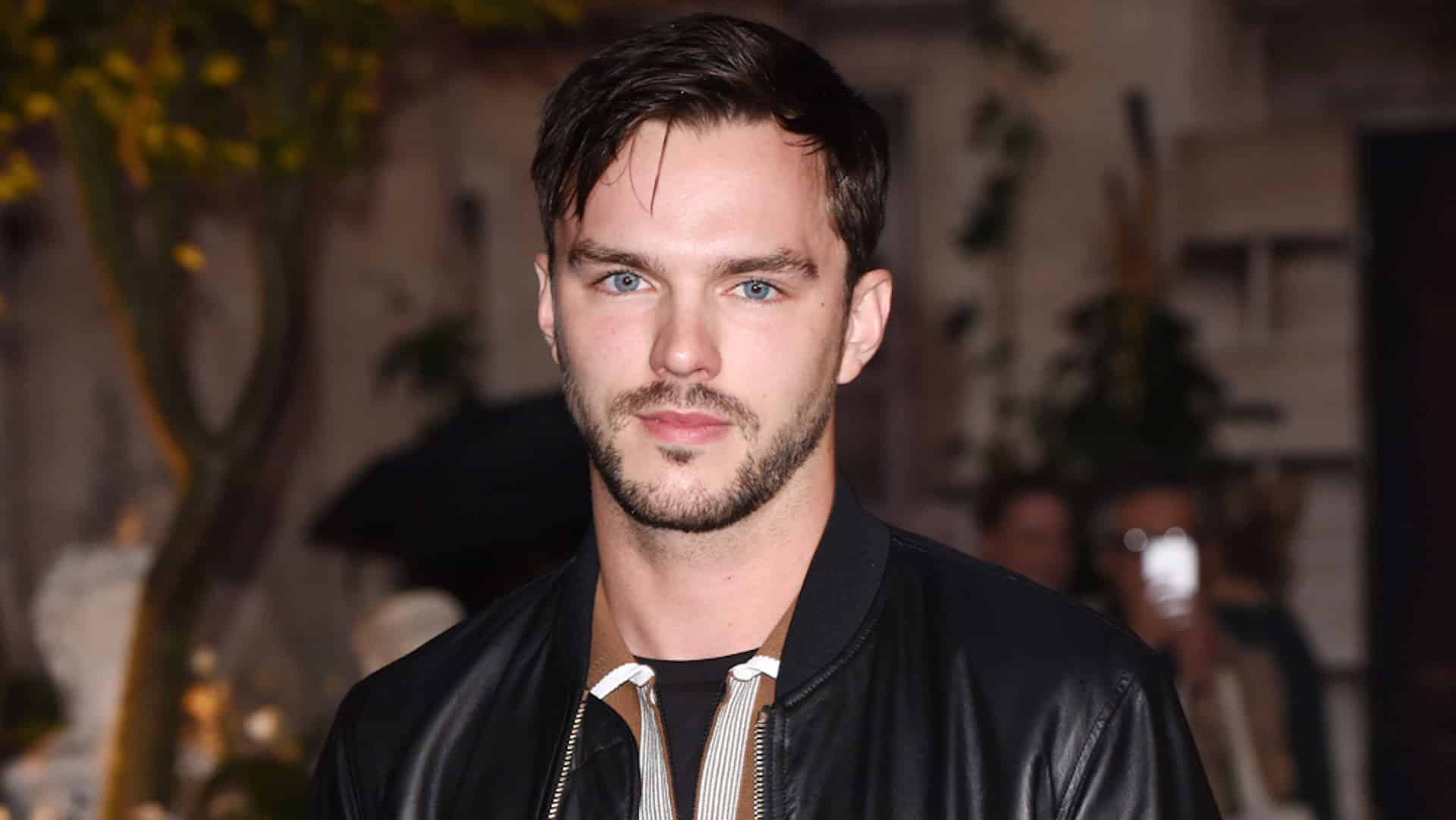 Crossing Swords: Hulu ordina la serie animata con Nicholas Hoult