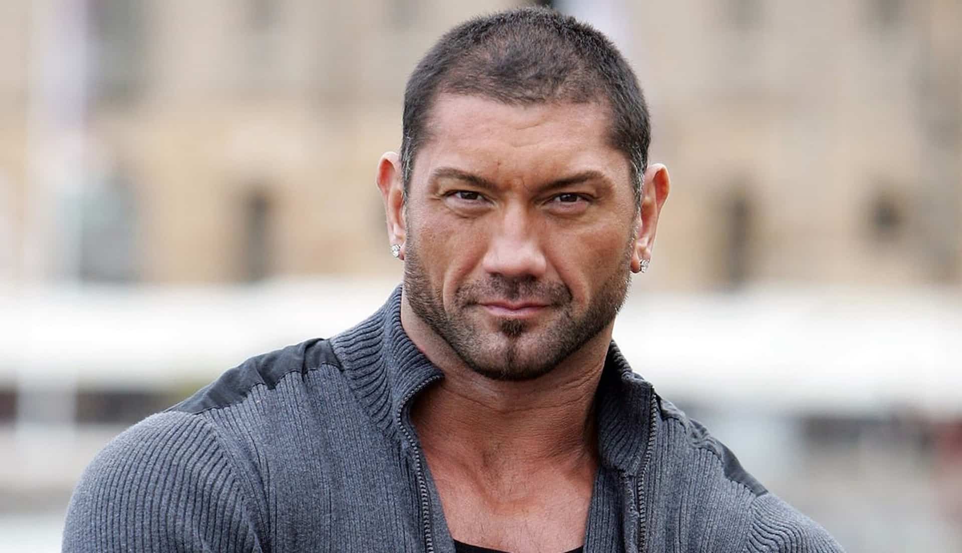 Dave Bautista ha fatto i sequel di Escape Plan per lavorare con Stallone!