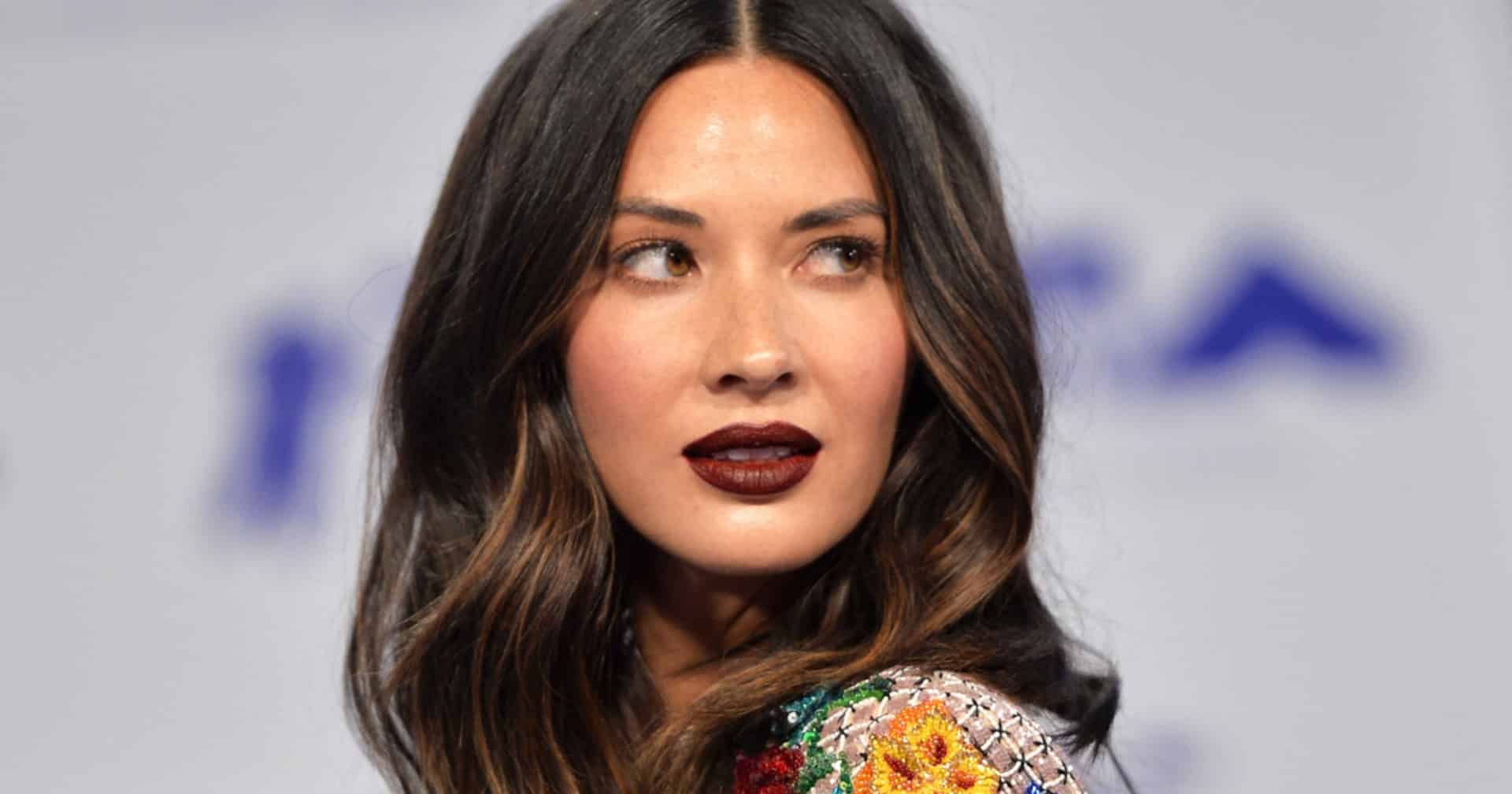 The Predator: Olivia Munn sulla denuncia contro Striegel: “mi sento sola”