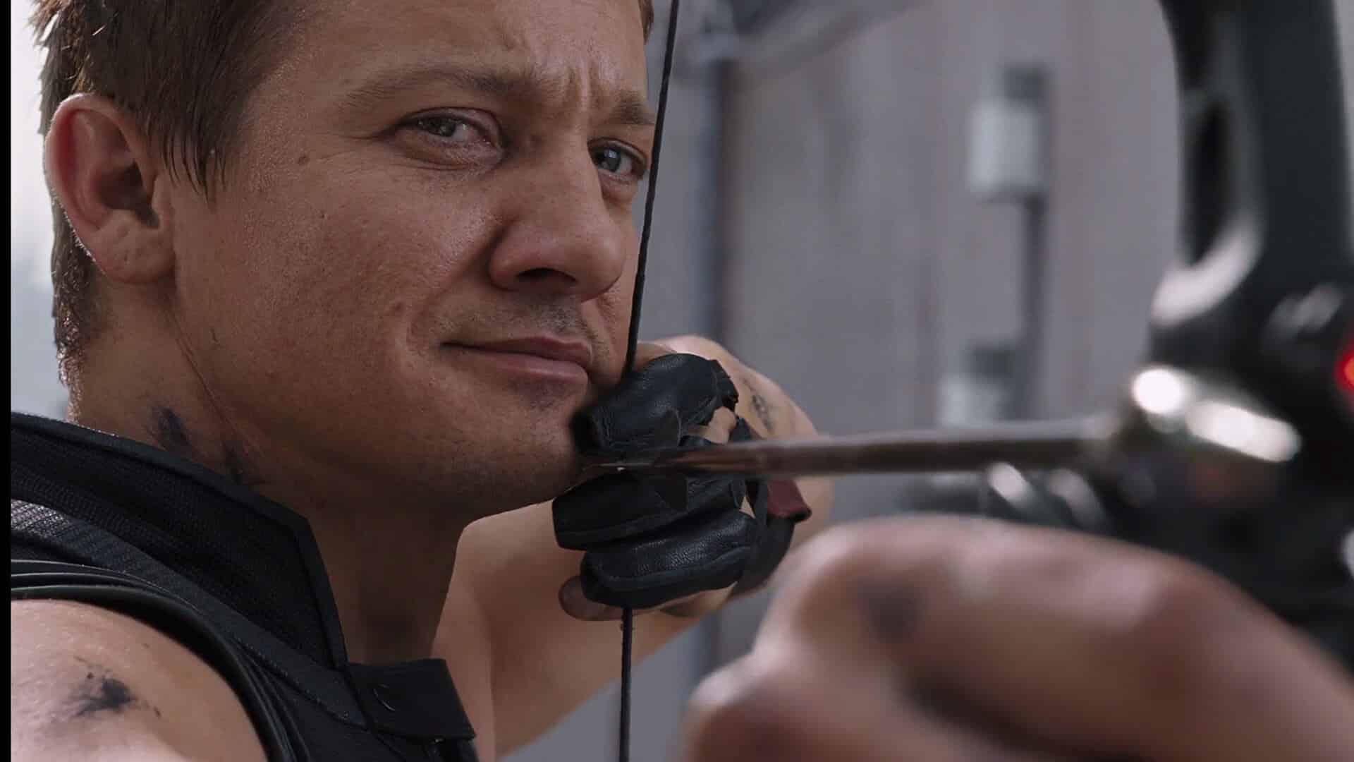 Avengers 4: Jeremy Renner accenna a un malridotto Occhio di Falco