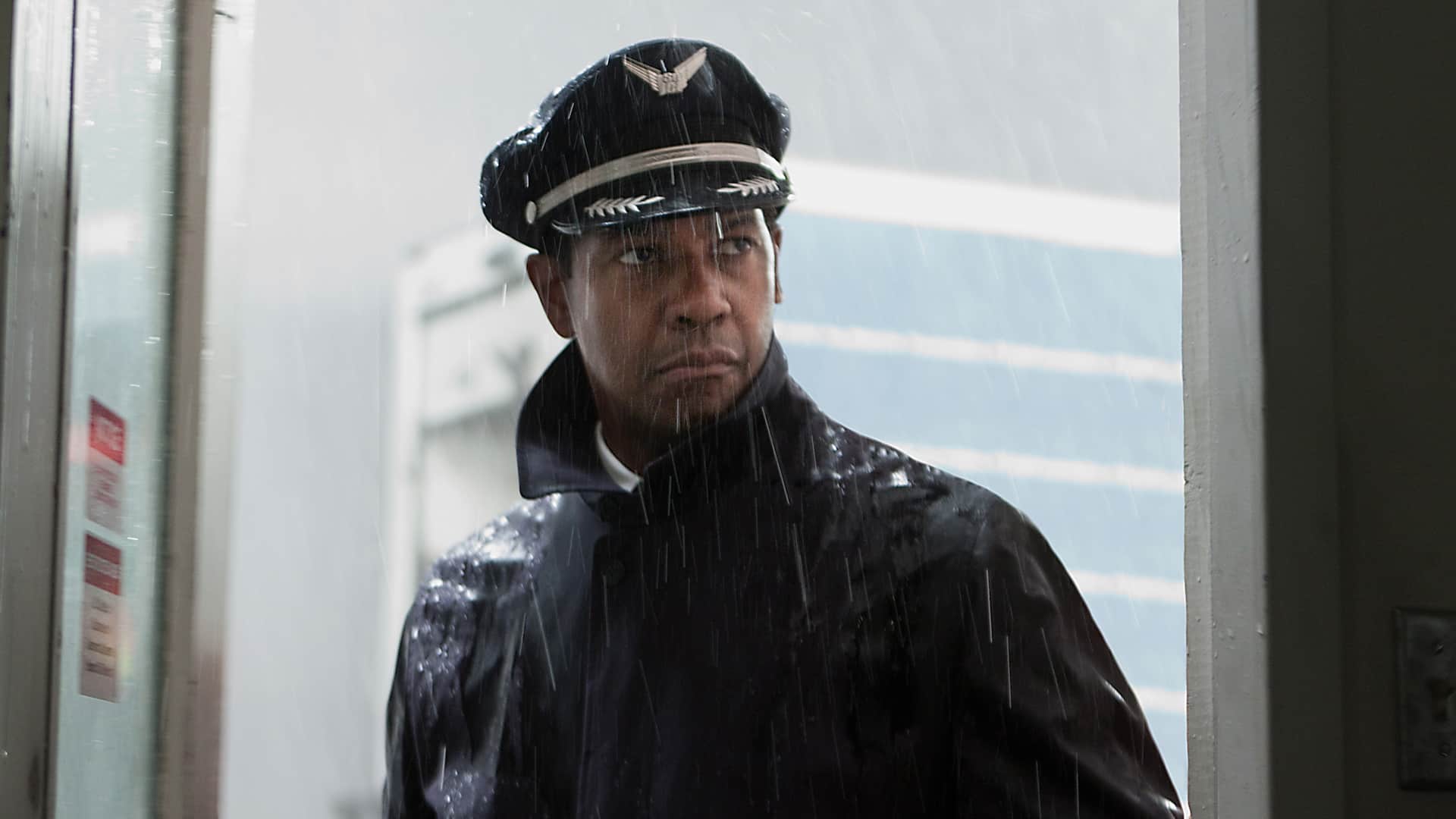 Flight: la storia vera del film di Robert Zemeckis con Denzel Washington