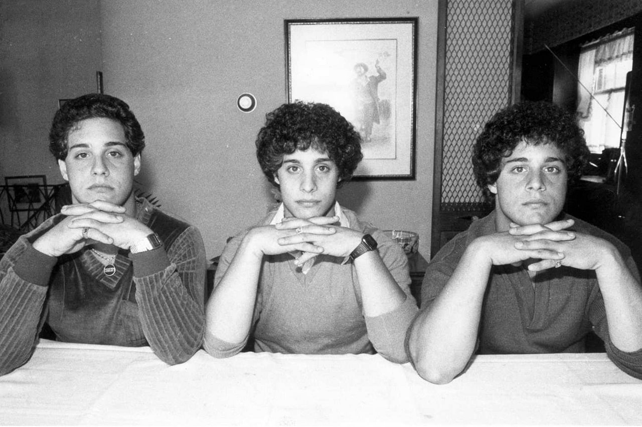 Three Identical Strangers Cinematographe.it