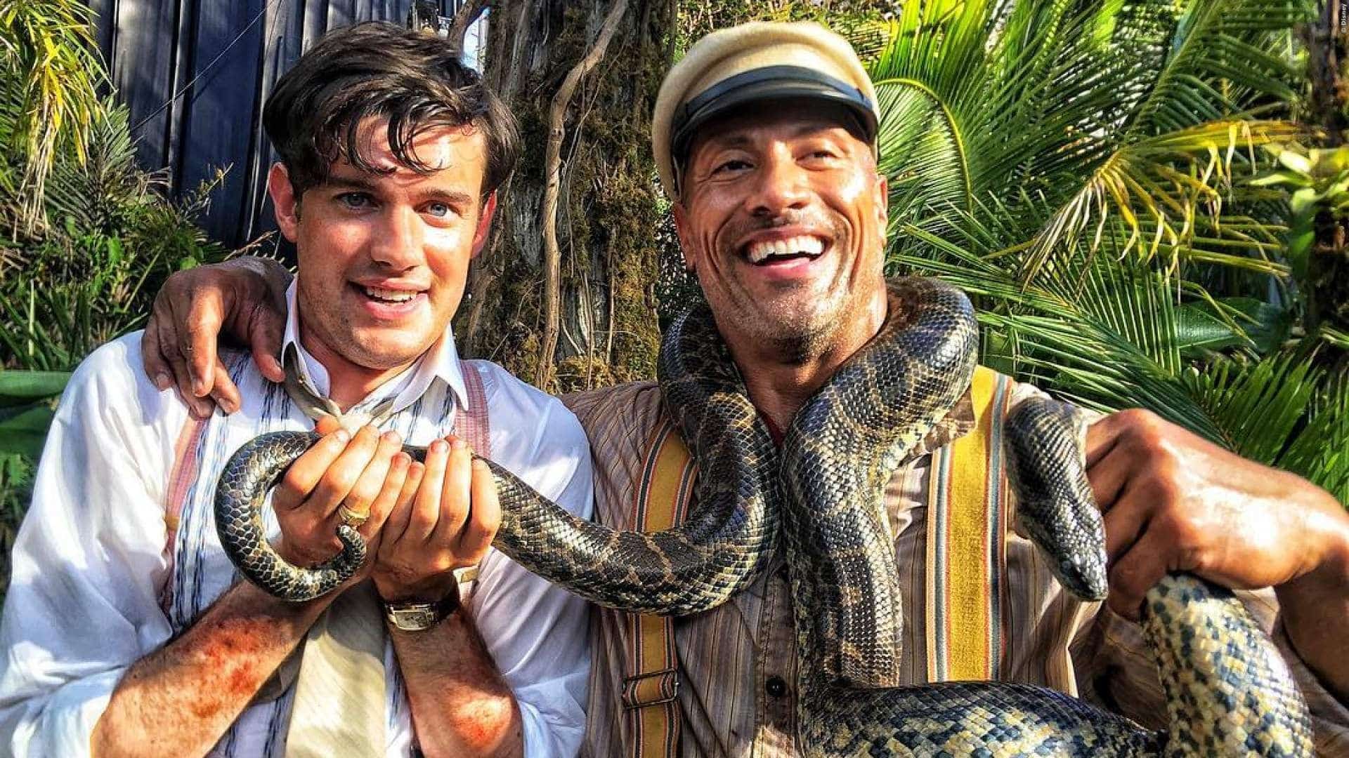 Jungle Cruise: Dwayne Johnson condivide una foto col cast