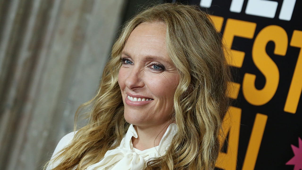 Stowaway: Toni Collette con Anna Kendrick nel cast del thriller sci-fi