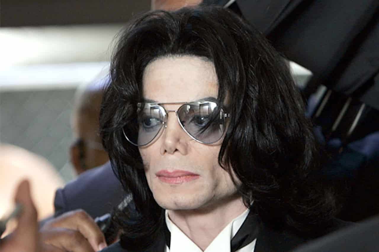 Avete visto l’unica moglie di Michael Jackson? Era l’unica figlia di Elvis Presley ed ebbe problemi con la droga