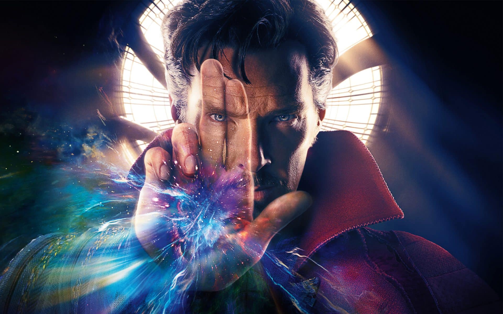 Doctor Strange: Benedict Cumberbatch entra in fumetteria in costume!