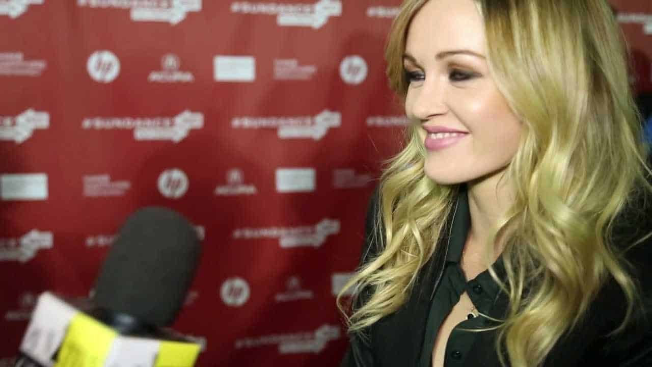 You – Stagione 2: Ambyr Childers tornerà come regular