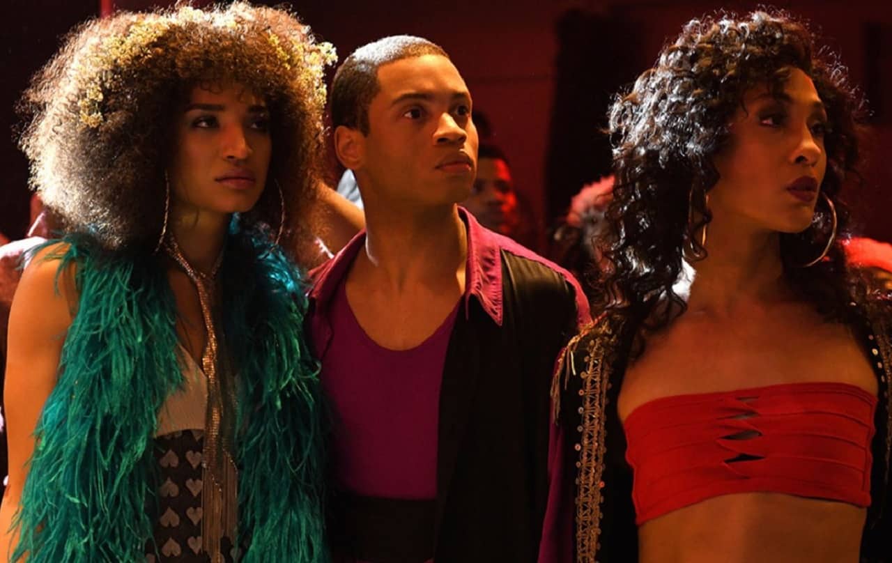 pose telefilm recensione