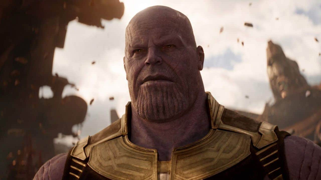 Avengers: Endgame – Thanos si gode il panorama nella nuova copertina