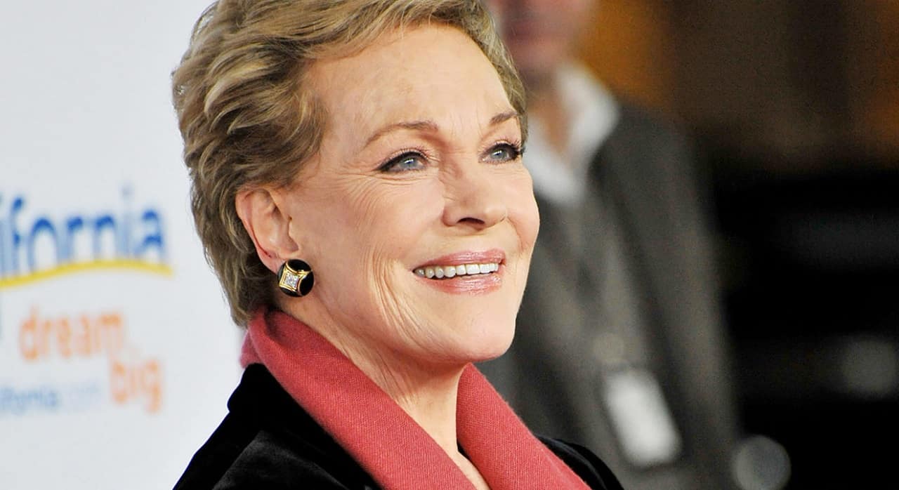 Bridgerton: Julie Andrews nel cast della serie Shondaland by Netflix