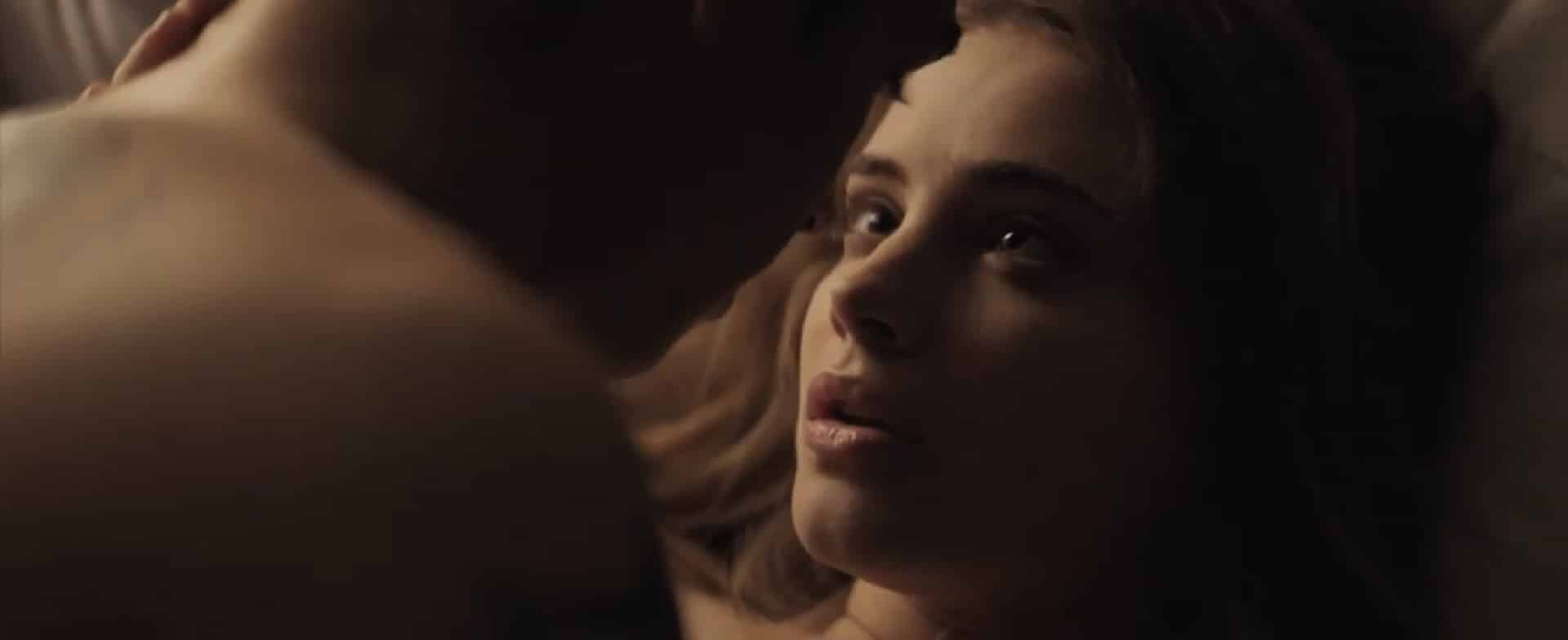 After: Tessa e Hardin fanno il bagno nel lago in una nuova clip italiana