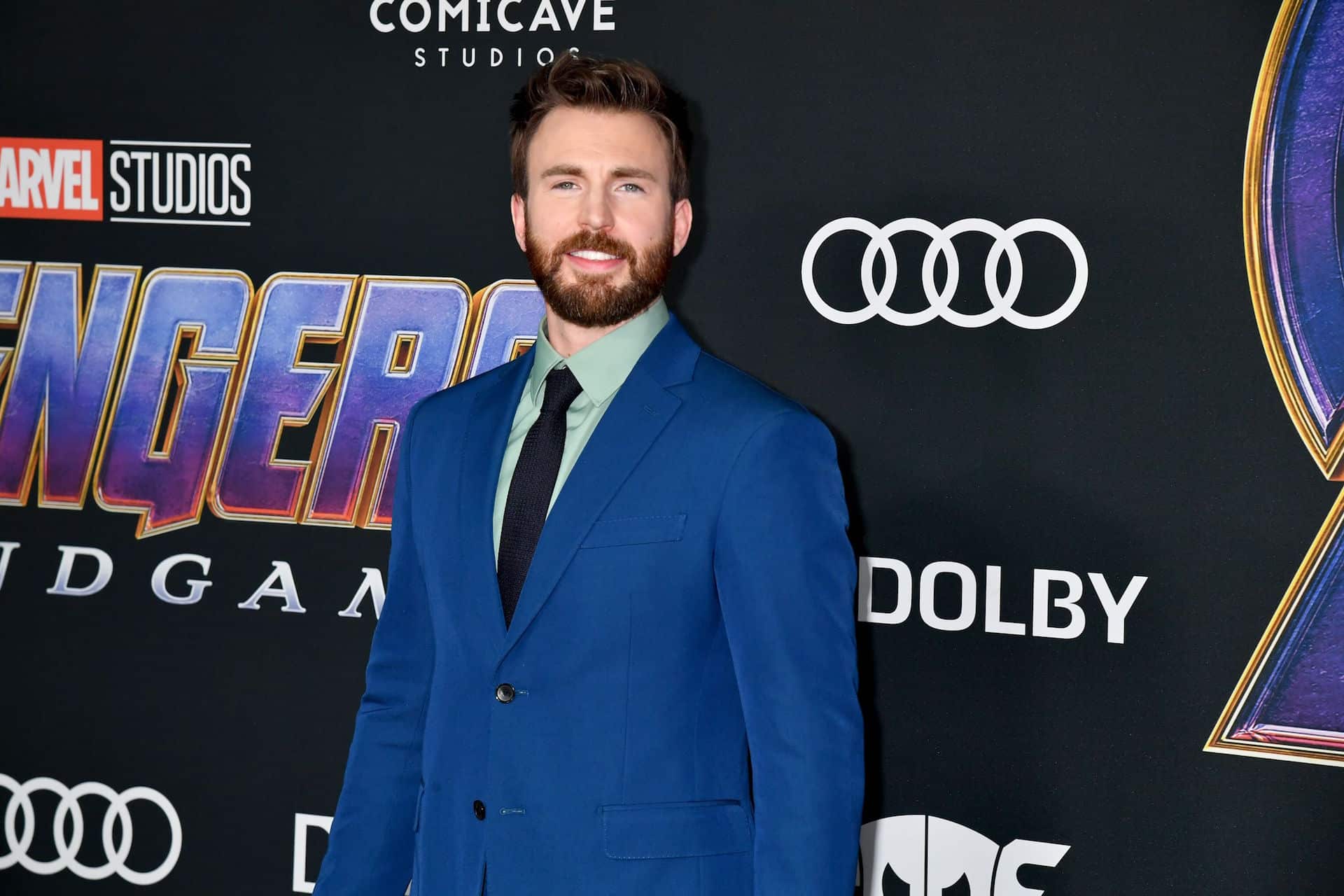 Chris Evans durante la quarantena legge i libri ai bambini [VIDEO]