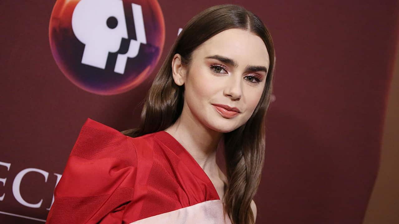 Emily in Paris: Lily Collins protagonista della serie Paramount