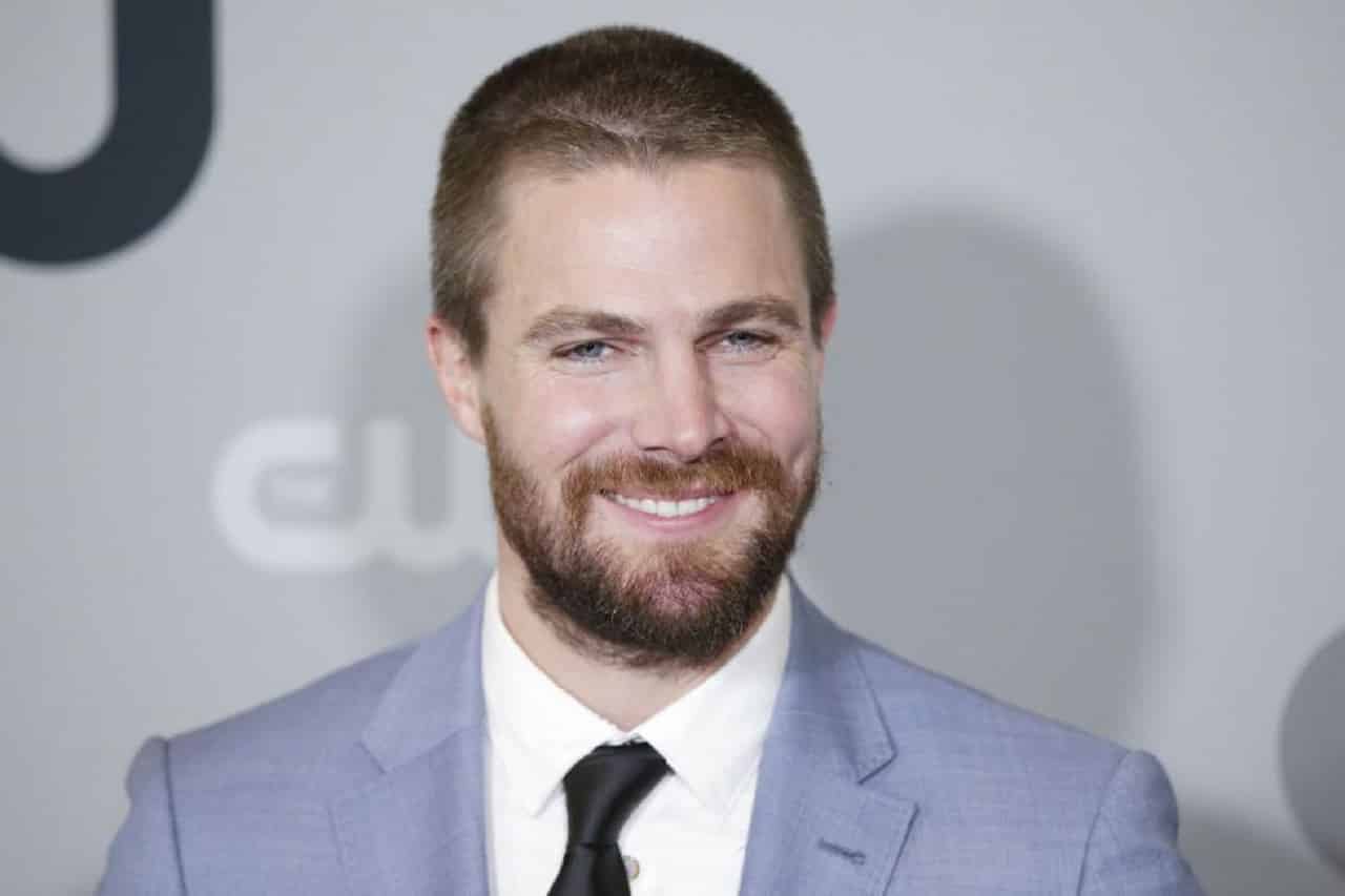 Stephen Amell di Arrow sarà il protagonista della serie Heels