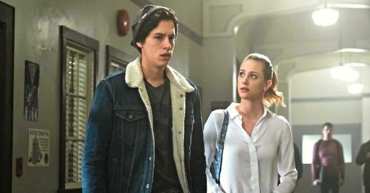 Riverdale: si infittisce il mistero sulla morte di Jughead Jones