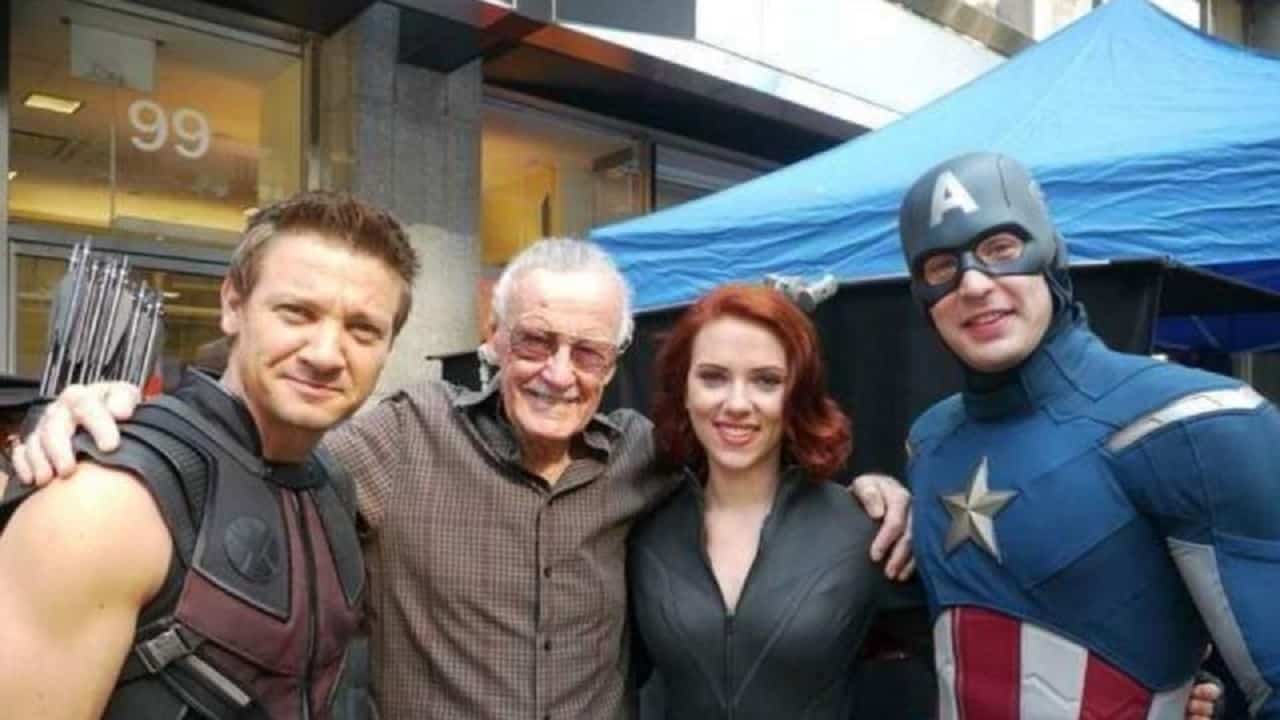 Stan Lee: Jeremy Renner ricorda la leggenda Marvel in alcuni post Instagram