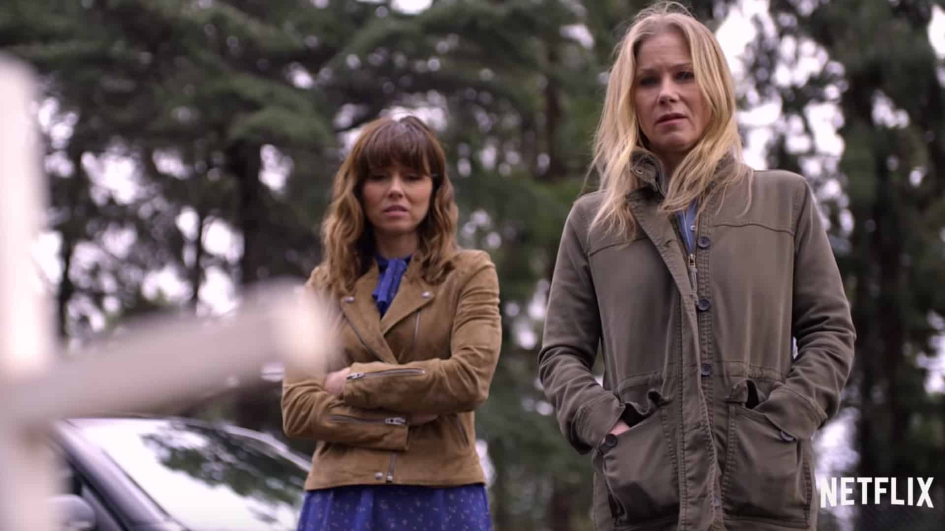 Amiche per la morte – Dead to Me: ci sarà una stagione 2? Ecco quello che sappiamo