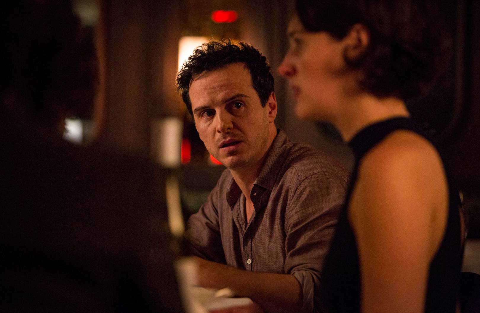 Phoebe Waller Bridge ed Andrew Scott in una scena di Fleabag