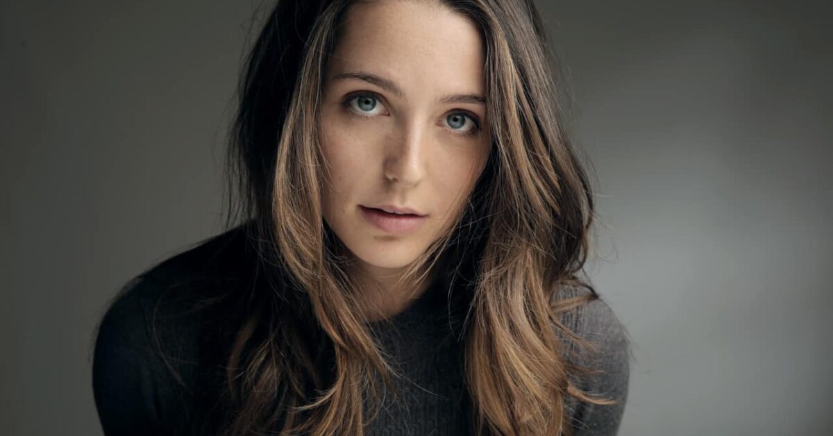 Utopia Jessica Rothe nel cast della serie Amazon come regular