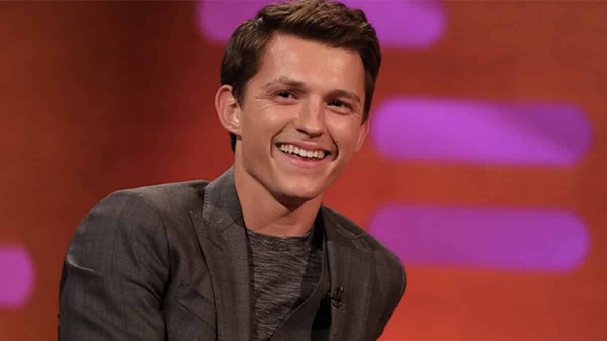 Tom Holland social: twitta su IT – Capitolo Due e viene lodato da The Rock