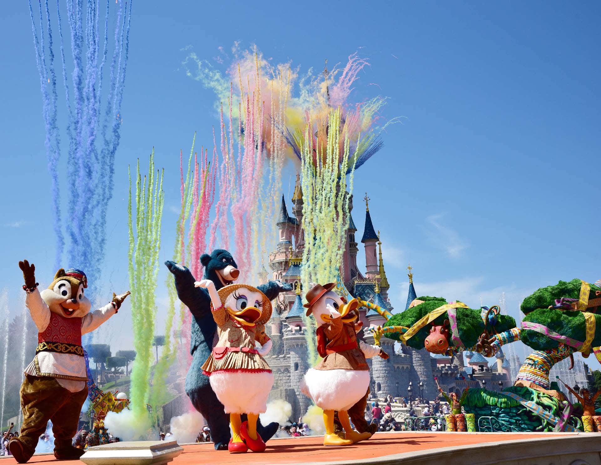 Disneyland Paris riaprirà il 15 luglio, ecco le nuove regole anti COVID