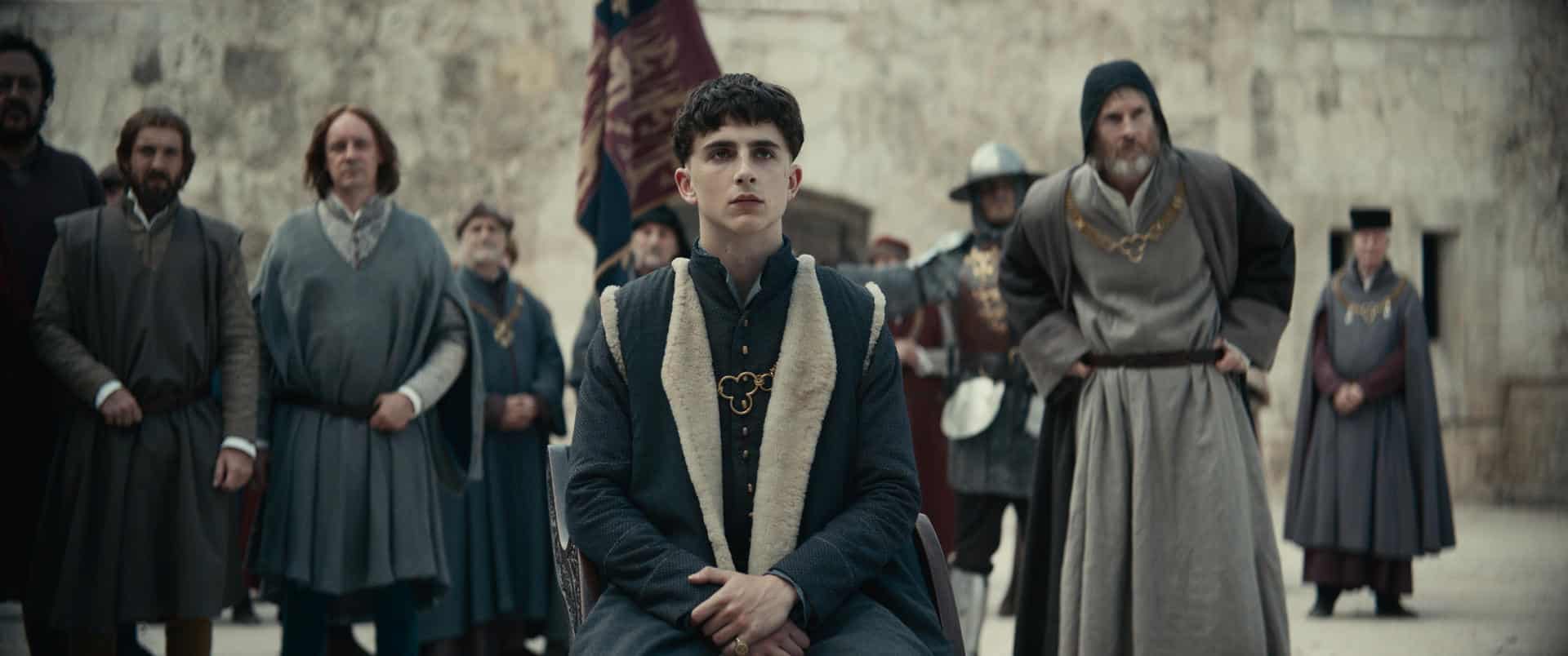 The King: Timothée Chalamet nella prima immagine del film Netflix
