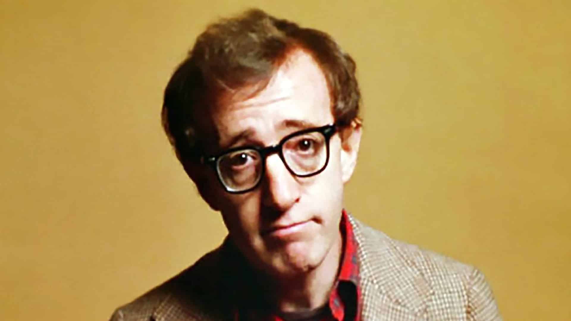 Woody Allen: l’autobiografia è in cima alle classifiche degli store online