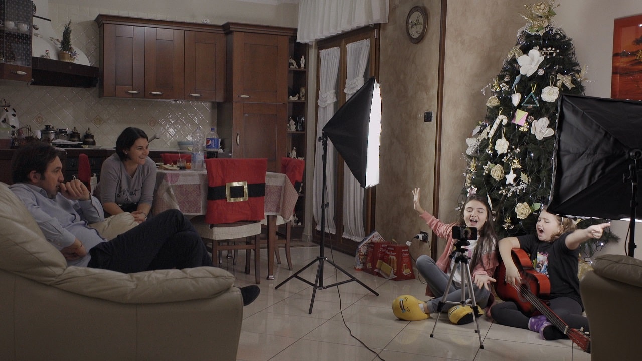 Marghe e Giulia Crescere in diretta - Cinematographe.it